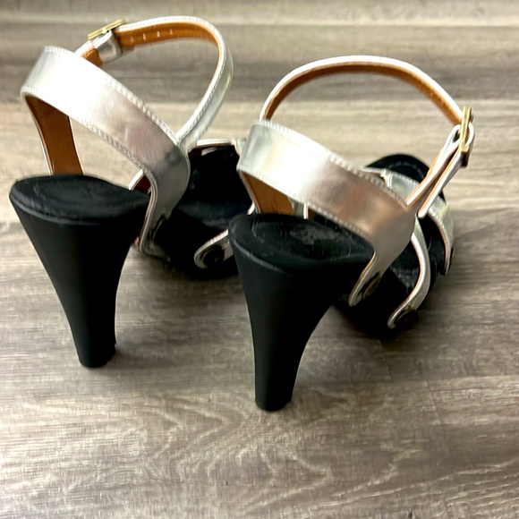 Galibelle Women’s Heels - Picture 3 of 3